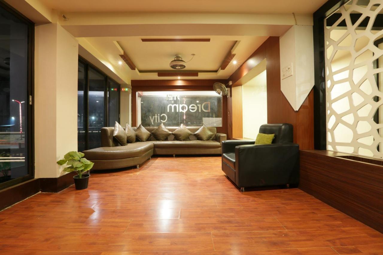Hotel Dream City Guwahati Luaran gambar